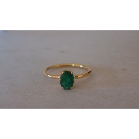 natural emerald ring and earring set in 14k hallmarked gold