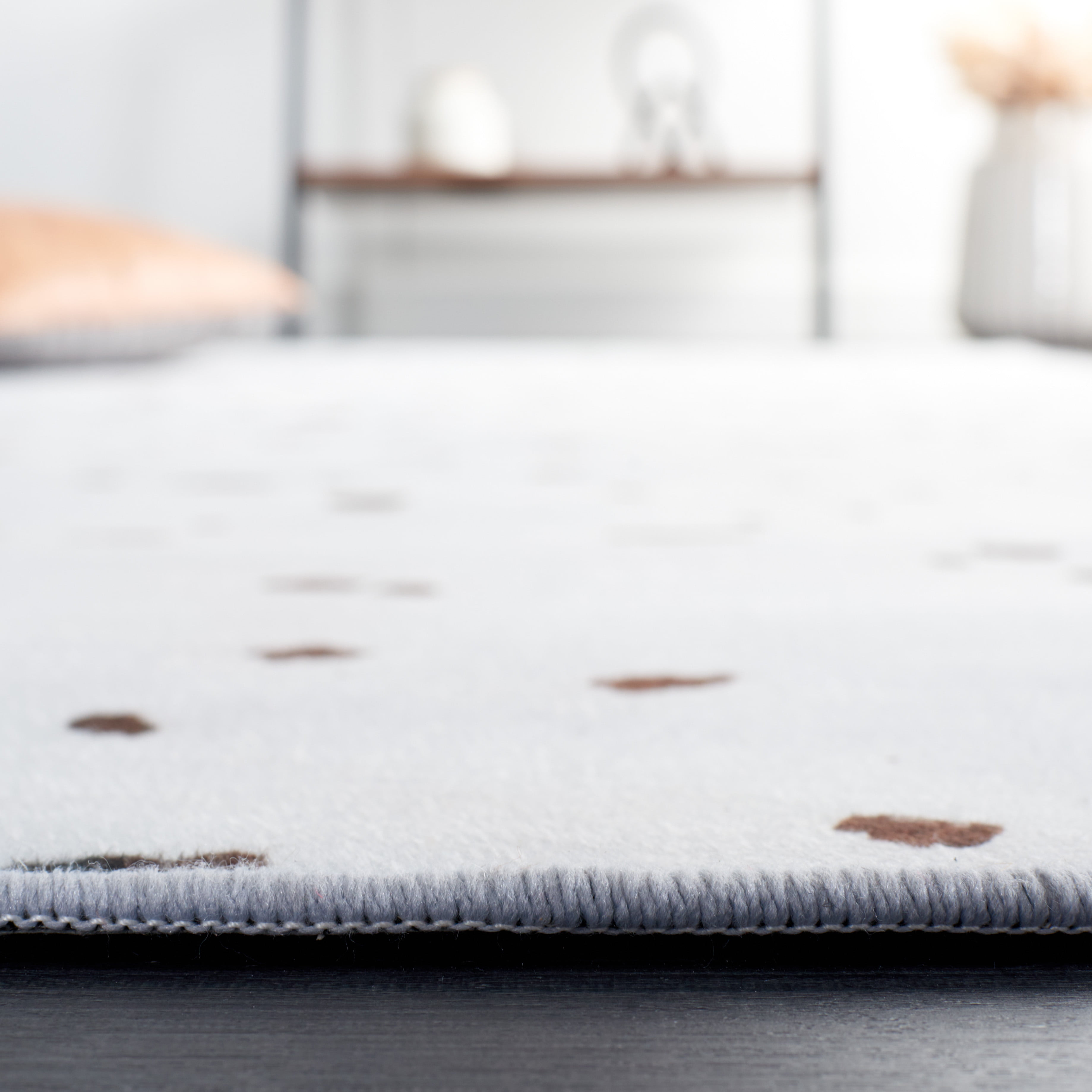 SAFAVIEH Faux Hide Crane Dot-Print Area Rug, Ivory/Black, 9' x 12'
