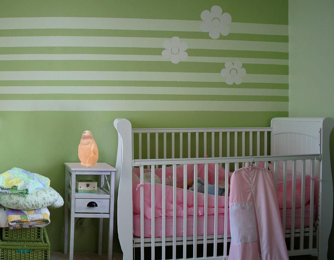 Lampe de table Simple Designs en forme de pingouin arctique en porcelaine