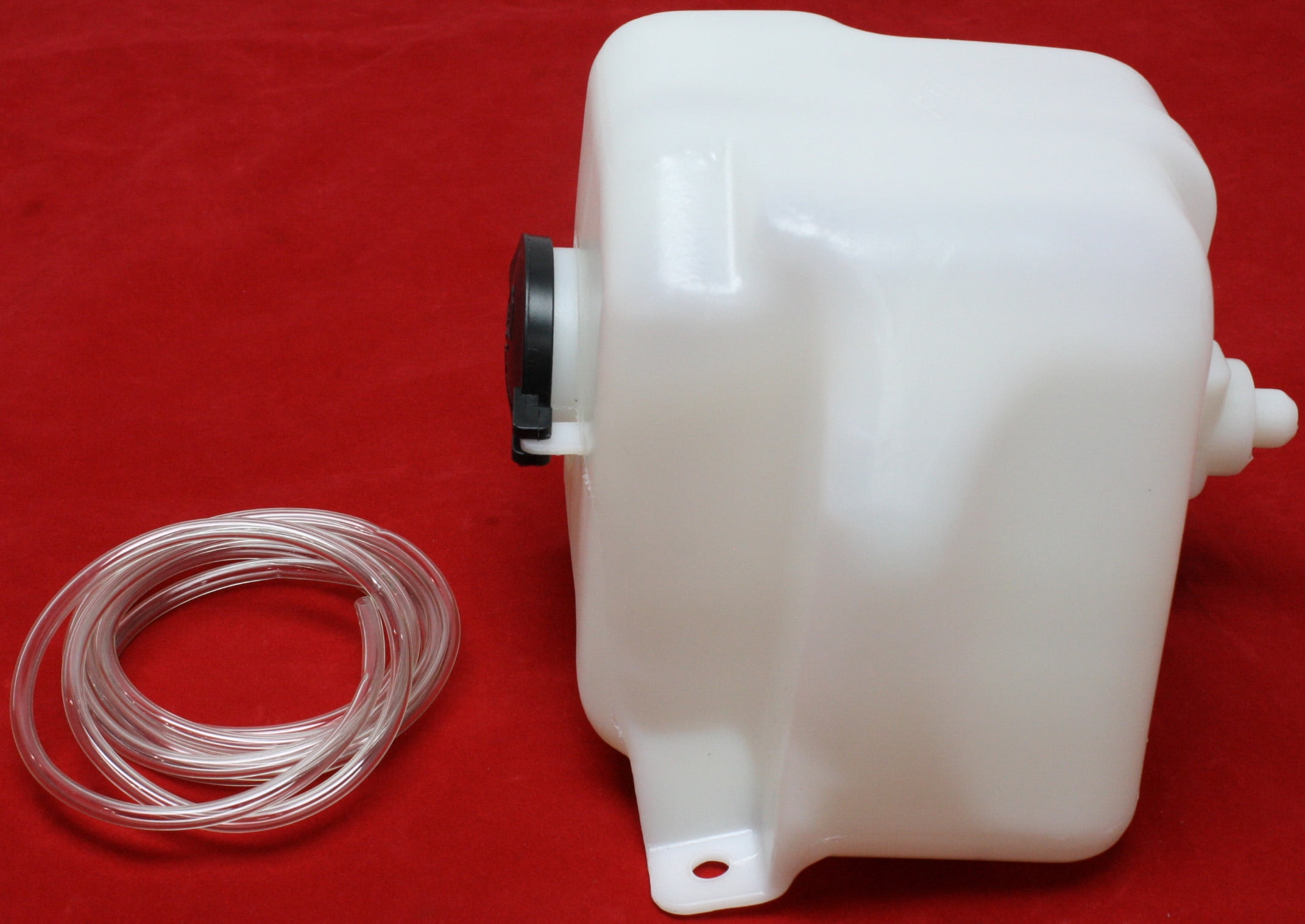 Replacement REPT370507 Washer Reservoir Compatible with 1995-2000 Toyota Tacoma With Pump