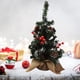 thumbnail image 4 of Decoraciones navideñas Fiudx Árbol de Navidad de lino y frutos rojos Adornos navideños Decoración navideña de escritorio Mini árbol de Navidad, 4 of 7