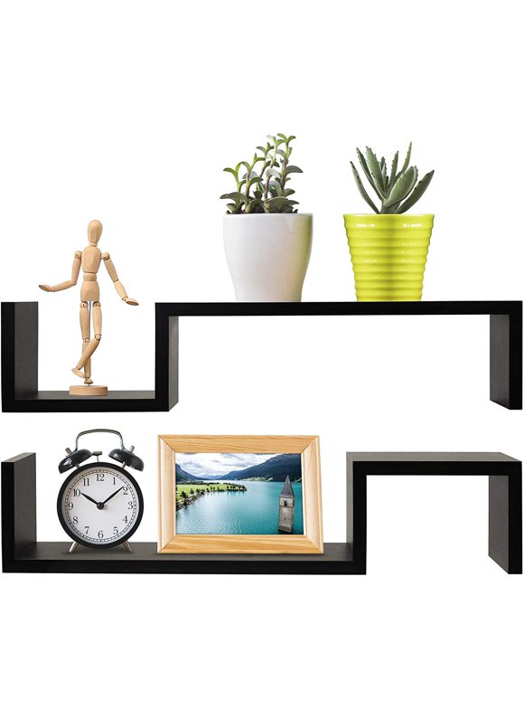 Decorative Shelves in Wall Shelves