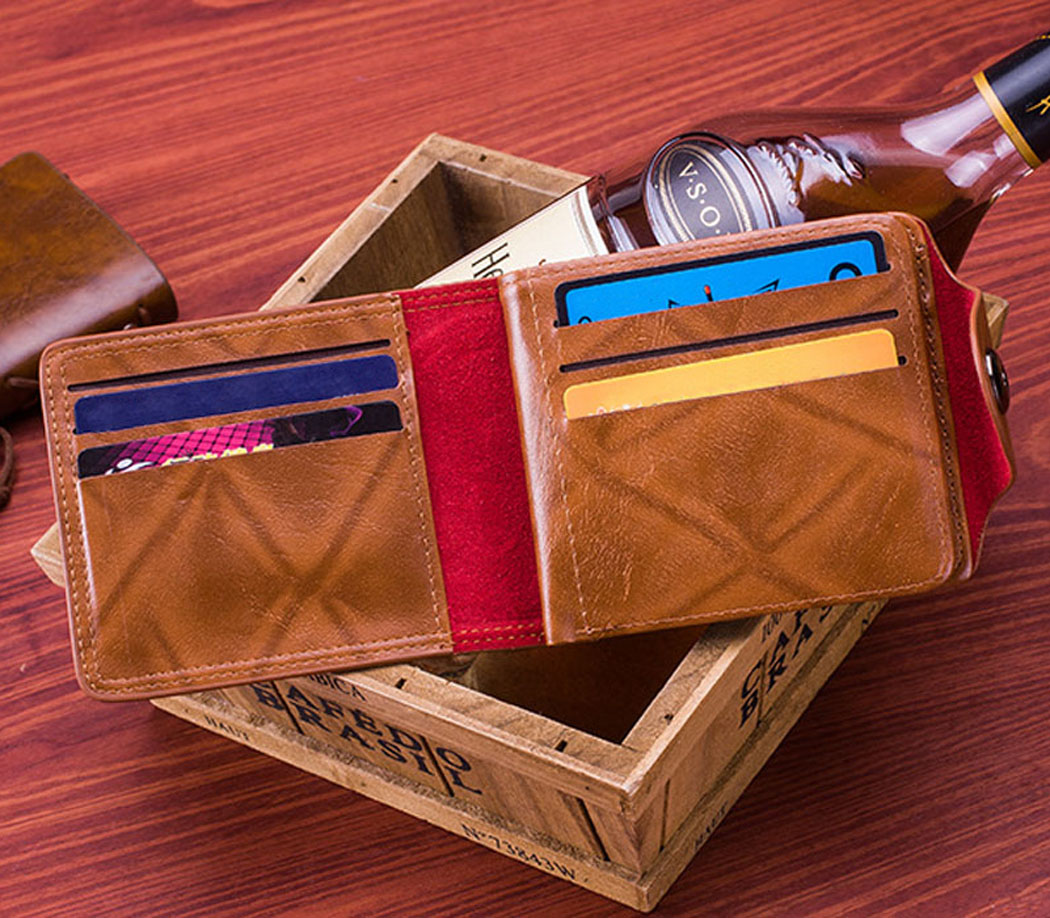 Coofit Men's Bifold Wallet with Magnetic Closure photo 5
