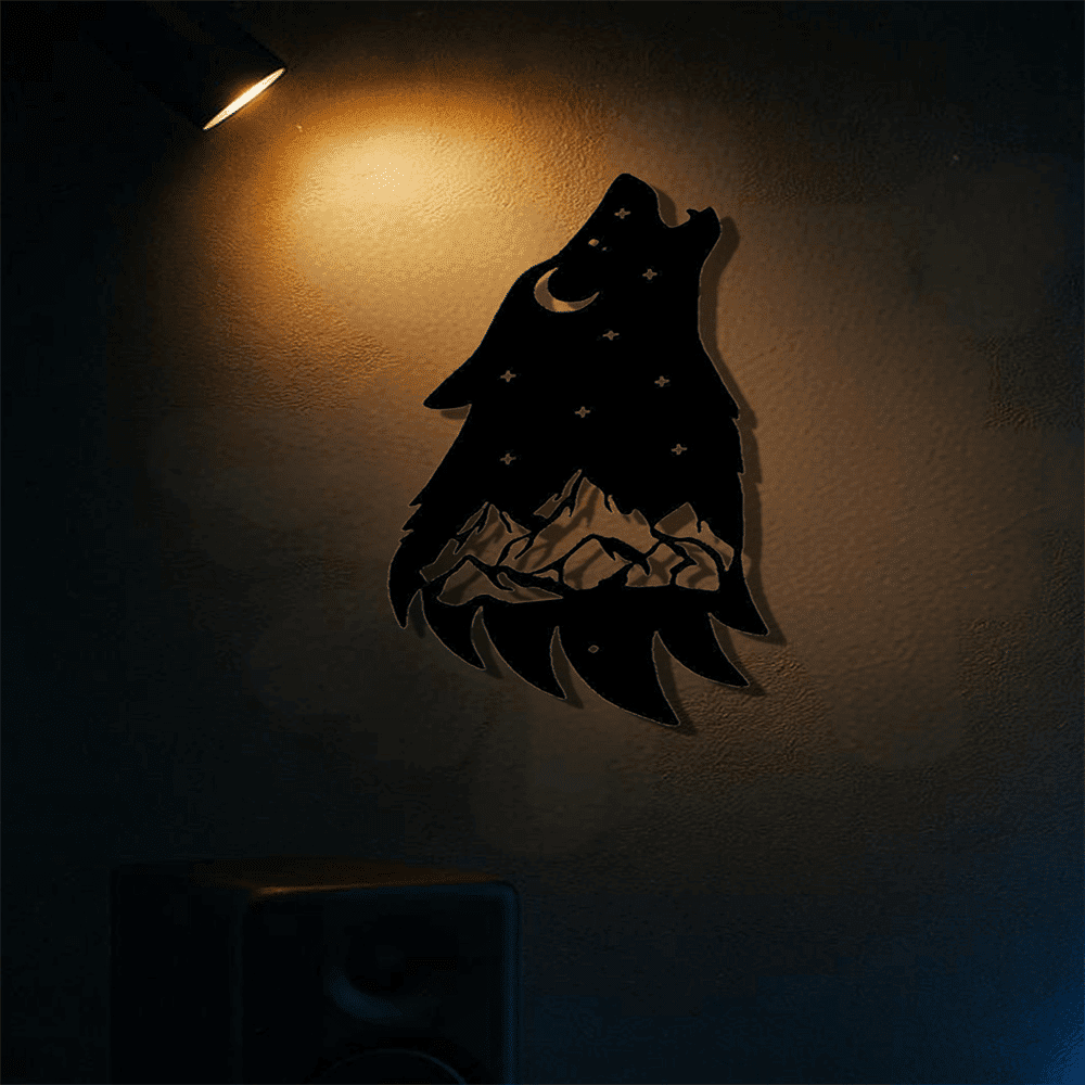 Gothic Howling Wolf Metal Wall Art Dark Academia Decor for Living Room Bedroom Office Gift