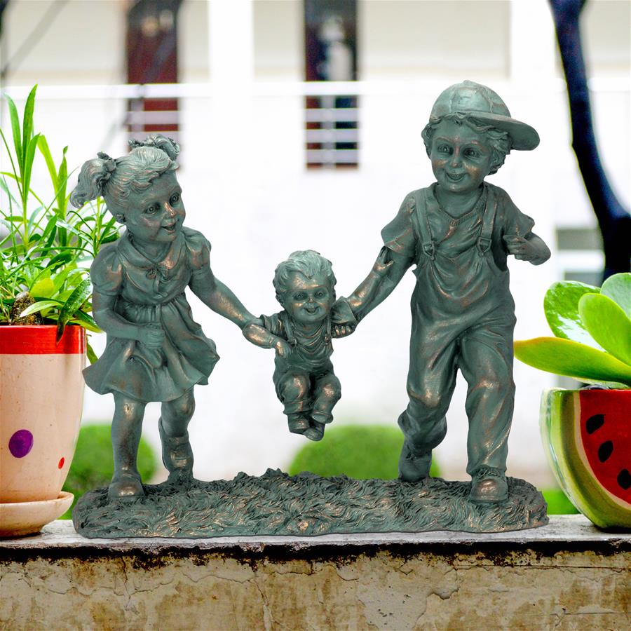 Elch-Gartenstatue 'Im Hüttenzauber' Von Design Toscano – Handbemalte Dekofigur Für Draußen