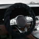 thumbnail image 1 of Funda para volante de coche con decoración suave, cálida y antideslizante. Protector universal para volantes de 14 a 15 pulgadas., 1 of 9