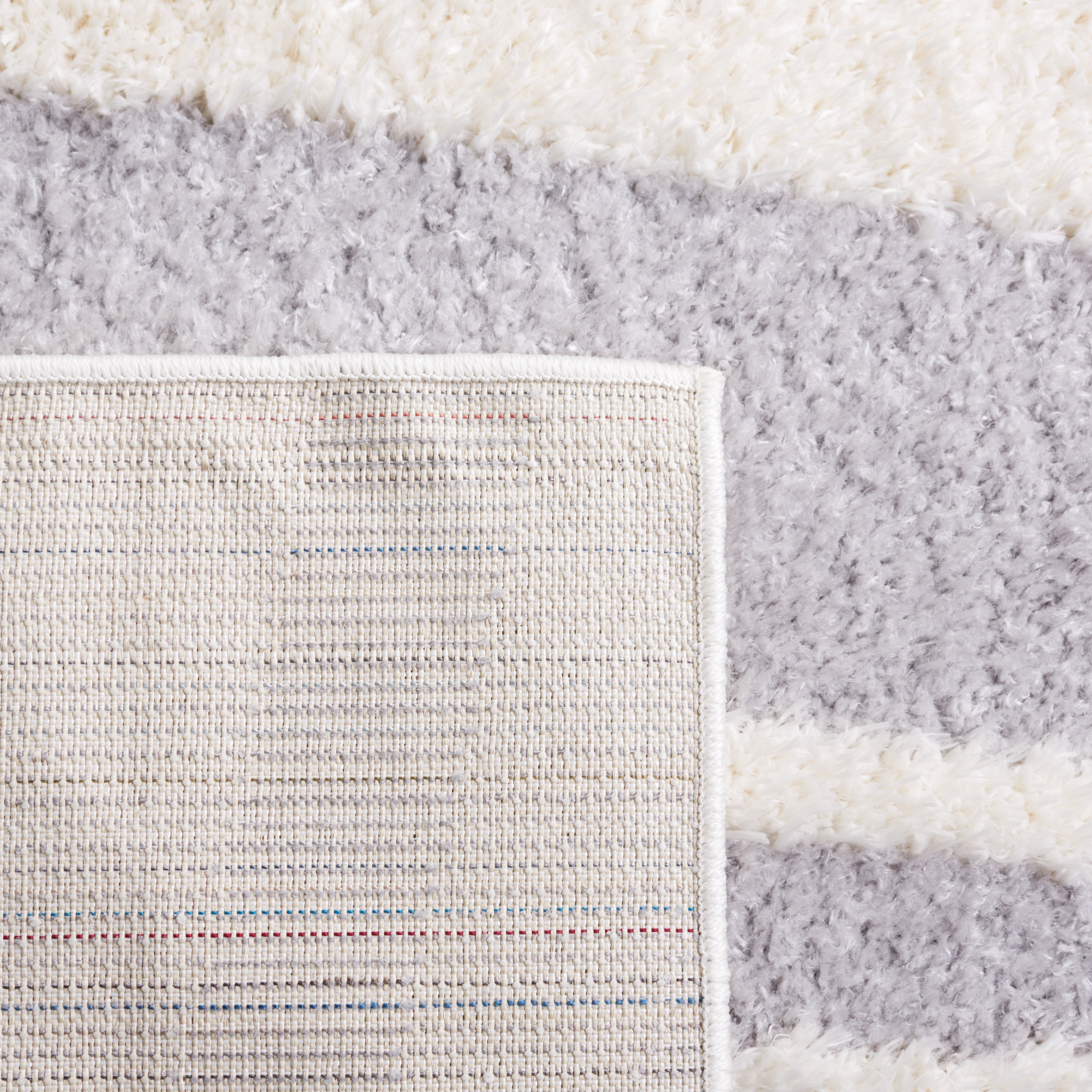 SAFAVIEH Norway Duncan Modern Area Rug, Grey/Ivory, 6'7" x 6'7" Square