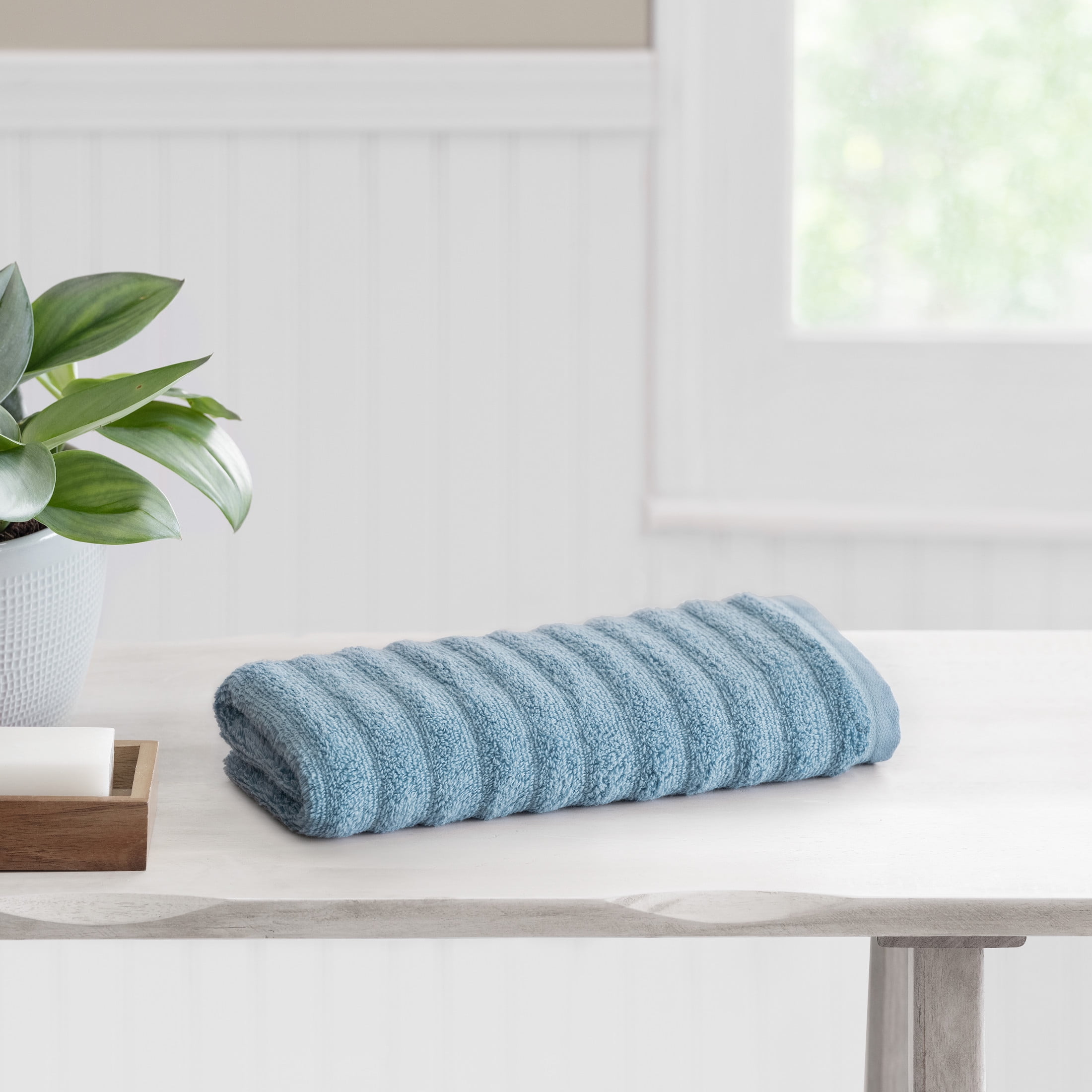Mainstays Performance Textured Solid Hand Towel, 16" x 26", Blue Linen