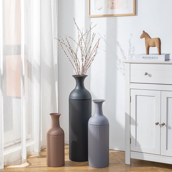 Sziqiqi Set of 3 Vertical Striped Metal Floor Vases: Modern Tall Standing Vases for Living Room Large Ribbed Vase for Pampas Grass Fireplace Mantle Hallway Office Gift Idea Black Gray Brown