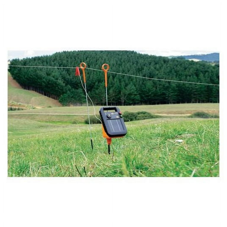 Gallagher S20 6 V Solar-Powered Fence Energizer 334540800 sq ft Black/Orange Gallagher S20 6 V Solar-Powered Fence Energizer 334540800 sq ft Black/Orange