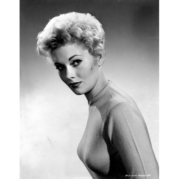 Kim Novak Close Up Portrait Black and White Photo Print (8 x 10)