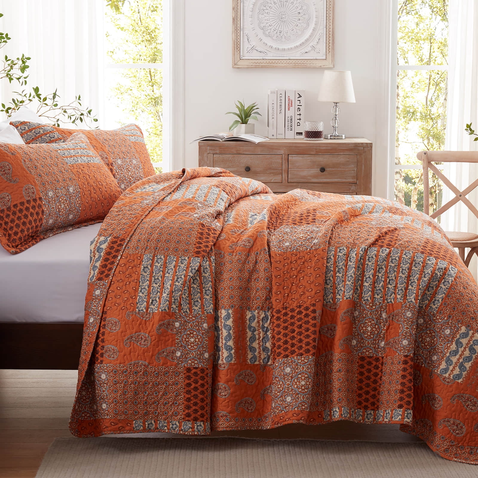 3-Piece King Size Quilt Set - Orange Rust Paisley Bedspread Coverlet with 2 Pillow Shams, Microfiber