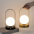 thumbnail image 2 of Lámpara de Mesa Portátil de Metal para Colgar Al Aire Libre, Lámpara de Mesa Regulable, Luz de Noche Recargable para Dormitorio, Color Dorado, 2 of 5