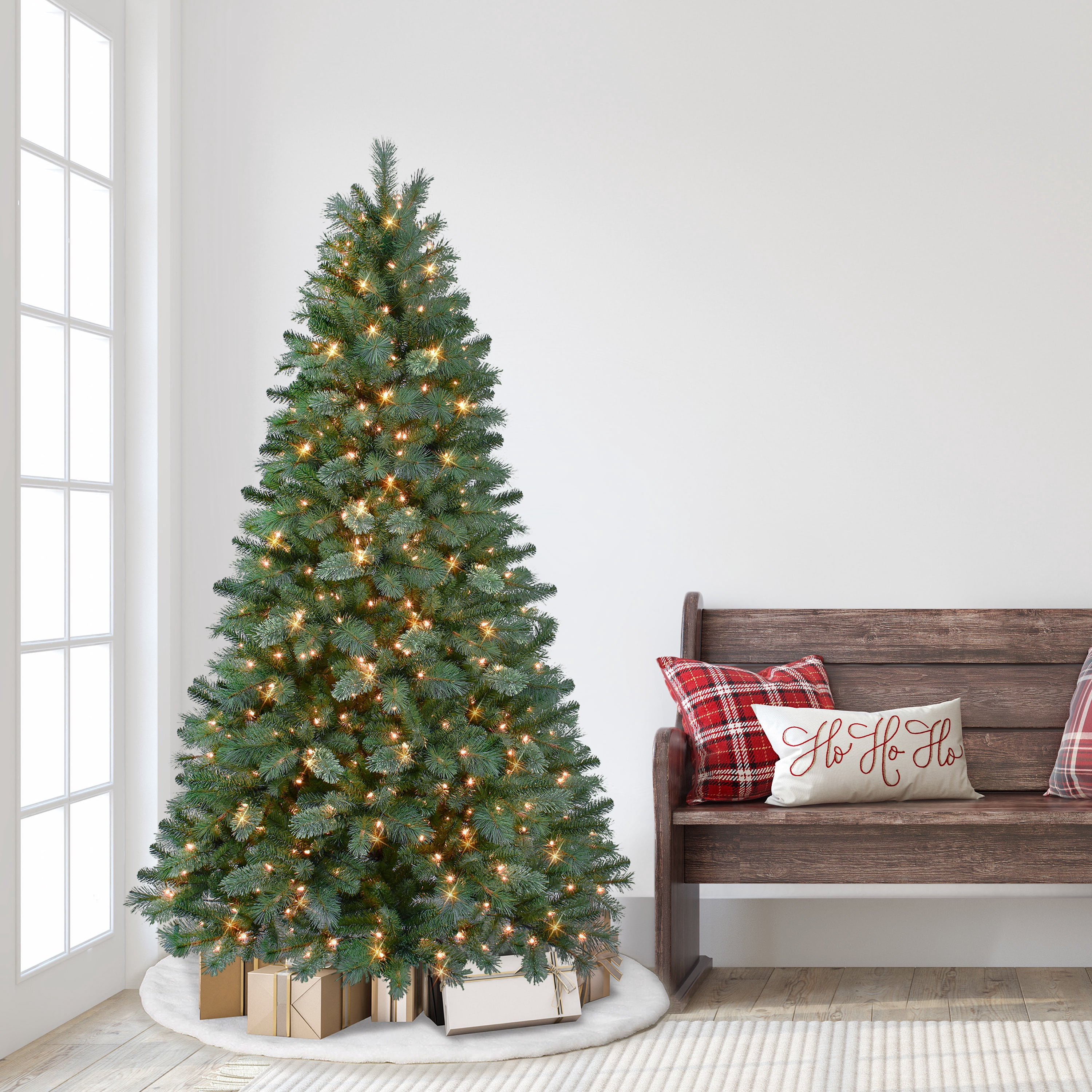 Puleo International 6.5 ft Pre-Lit Teton Artificial Pine Tree 955 Tips with 400 Clear LED Lights