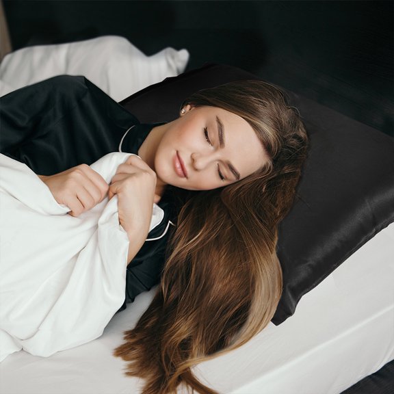 PiccoCasa 19 Momme Mulberry Silk Pillowcase for Hair and Skin, Queen Black