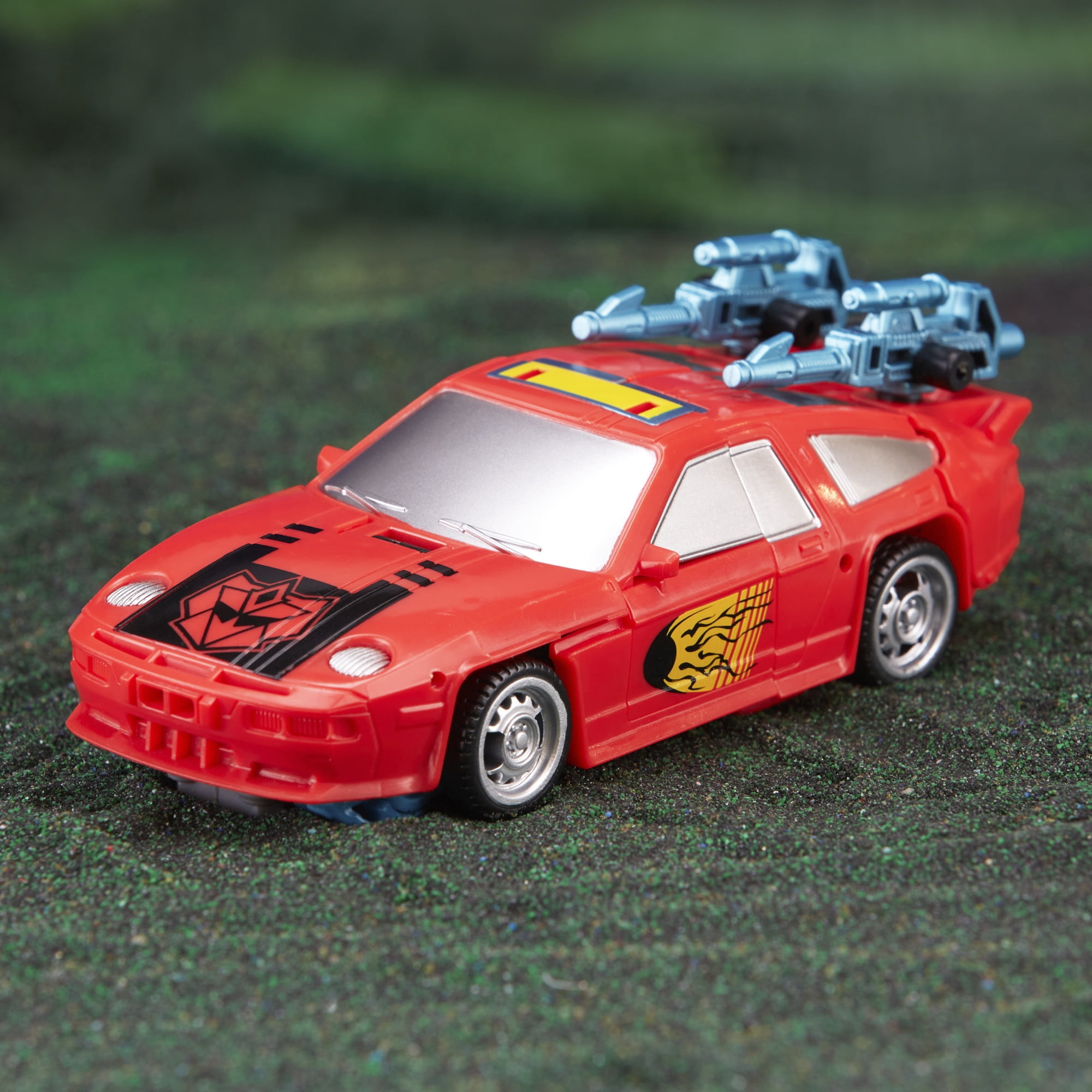 Transformers Collectible Child Dead End Toxitron Action Figure, Plastic, 2.50" x 5.50" x 8"