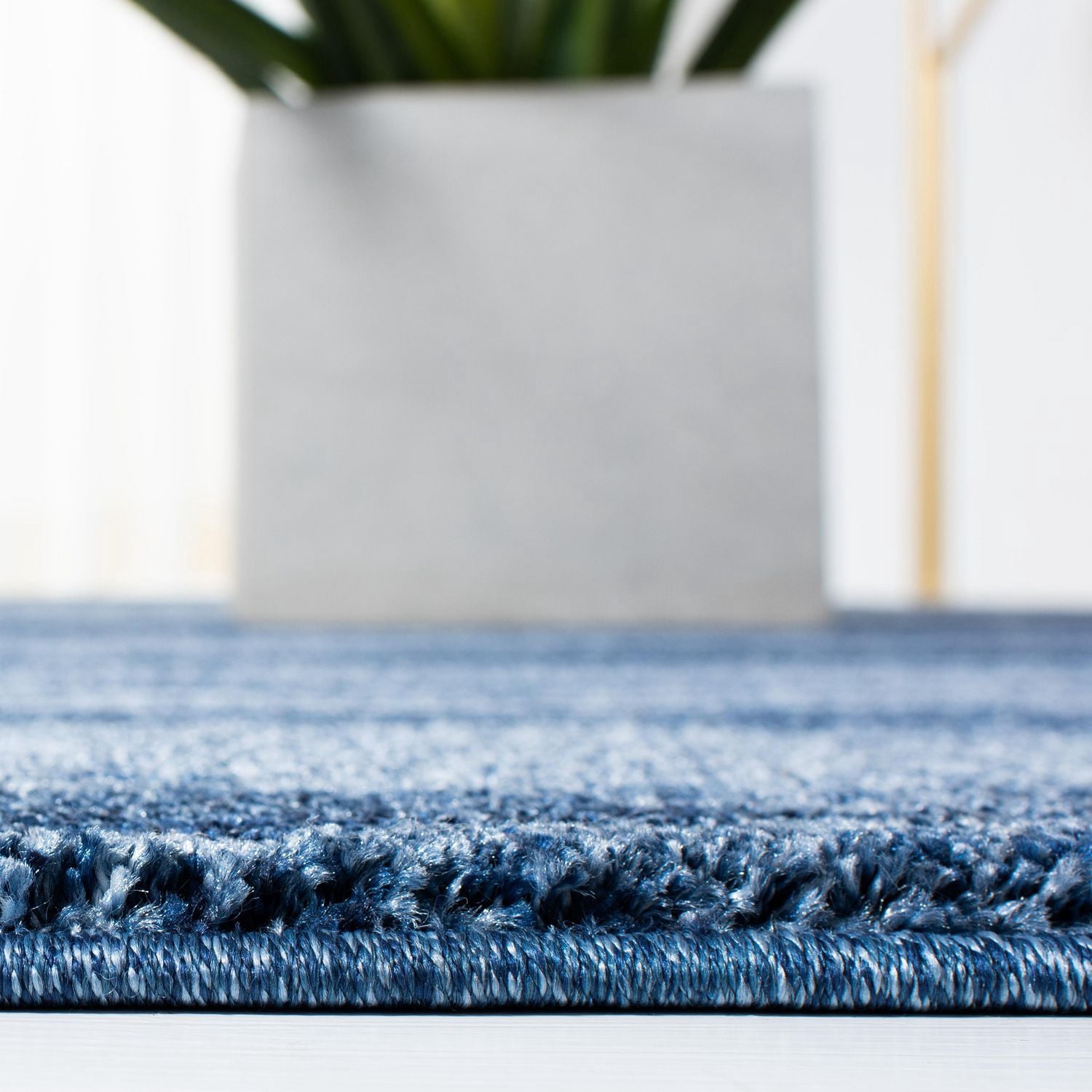 SAFAVIEH Retro Chantel Abstract Area Rug