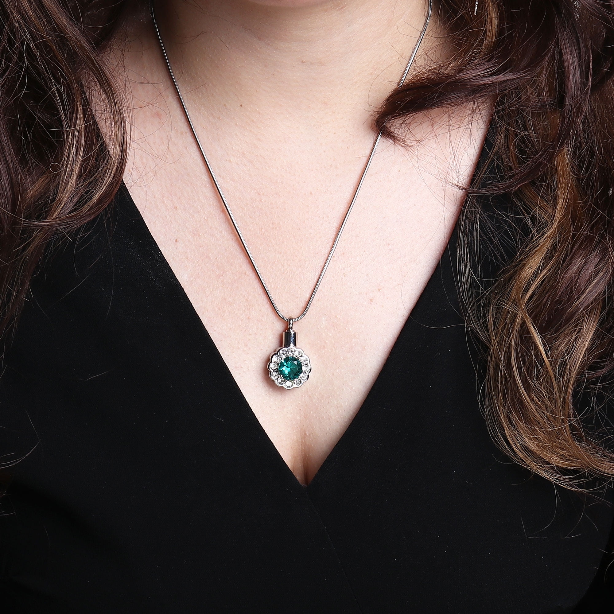 Classy classicist green paparazzi deals