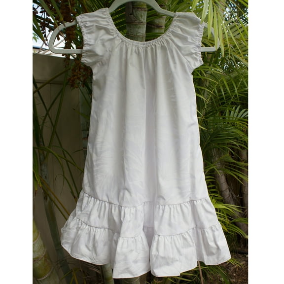 Girls Hawaii Style Long Muumuu Dress White Flower Topa on White Background. Made in Hawaii. Girl size 2
