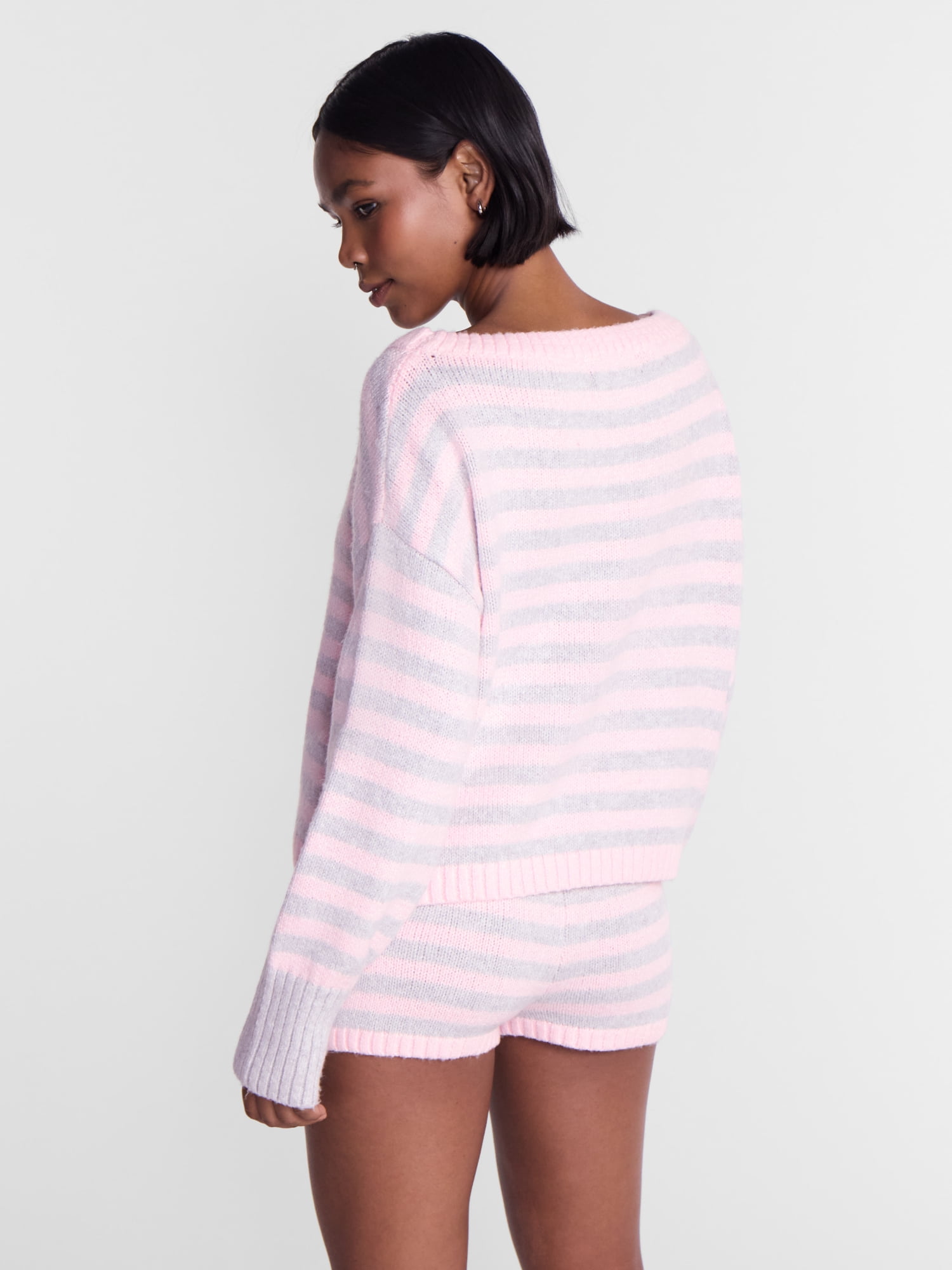 No Boundaries Sweater and Shorts Set, 2 Piece, Women's XXS-XXL