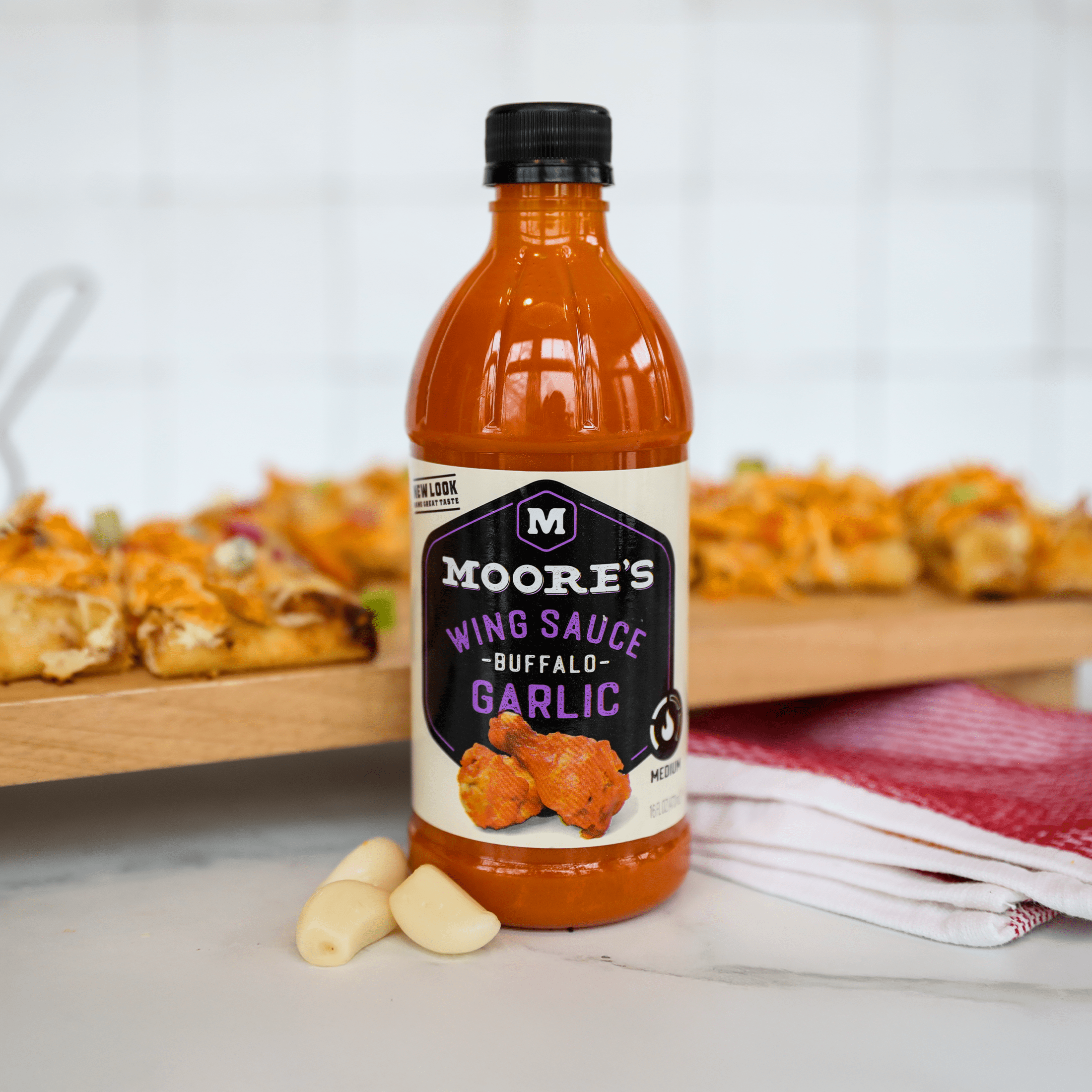 (3 pack) Moore's Buffalo Garlic Wing Sauce, Liquid, 16 fl oz Bottle