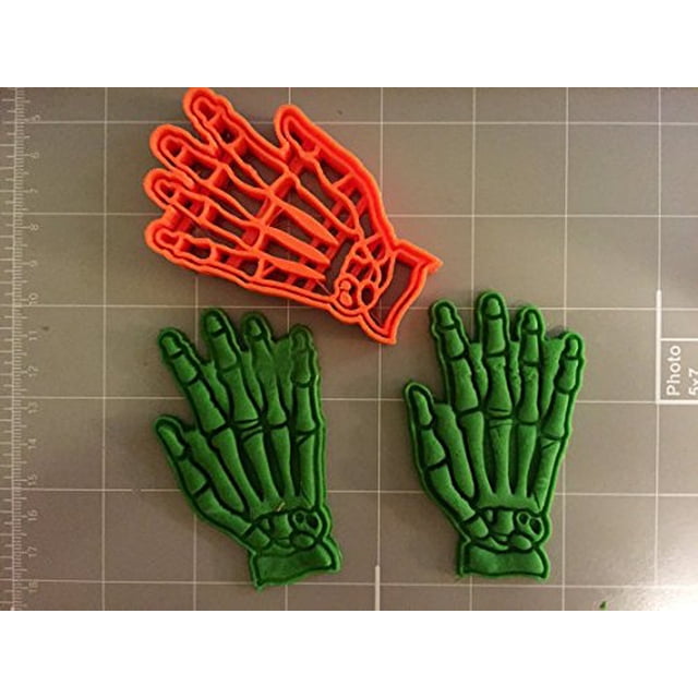 Coupe-Cookies Hand Skeletons - Livraison Rapide - Bords Tranchants - Qualité Exceptionnelle