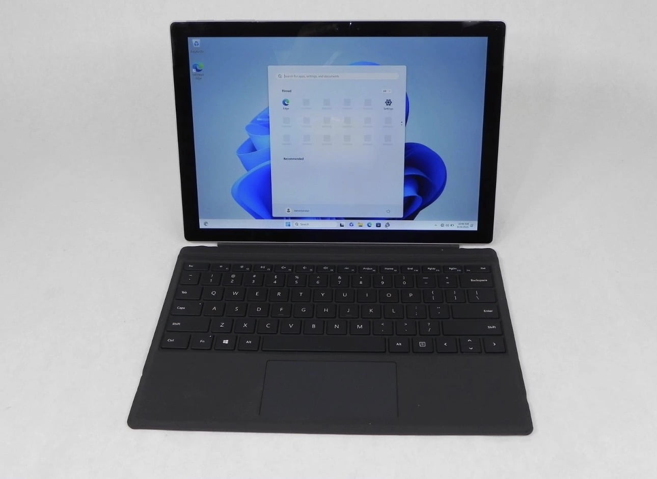 Microsoft Surface Pro 5 128GB Core i5 7300U 2.6GHz/4GB/128GB(SSD