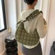 thumbnail image 4 of Bolso tote de nube para mujer Bolsos para axilas de moda de verano Bolso de hombro sólido (Verde), 4 of 6