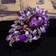 thumbnail image 4 of Broche de imitación Hugo Bling Bling Totalmente enjoyado, 4 of 10