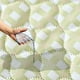thumbnail image 4 of Paquete de 3 Baberos Reutilizables para Adultos Yinane Delantal Impermeable, 4 of 8