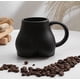 thumbnail image 3 of Interesante taza de café moderna, taza de café moderna de cerámica 3D, regalos originales para mujeres y hombres, regalos personalizados para amigos, familiares y colegas. (Negro) Sincero Electrónica, 3 of 5