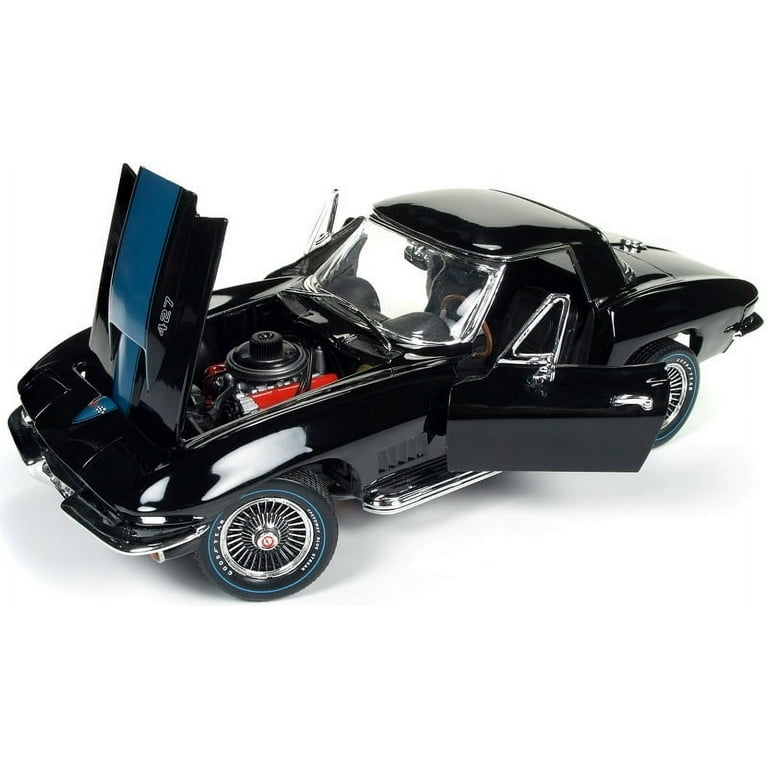 1/18 Auto World 1967 Chevrolet Corvette C2 427 Coupe (White