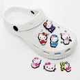 thumbnail image 2 of Zapatos de Hello Kitty con hebilla de flor, zapatos con agujero para gato KT, accesorios para zapatos, zapatos de jardín de pvc desmontables con cruz de gran sentido, 2 of 5