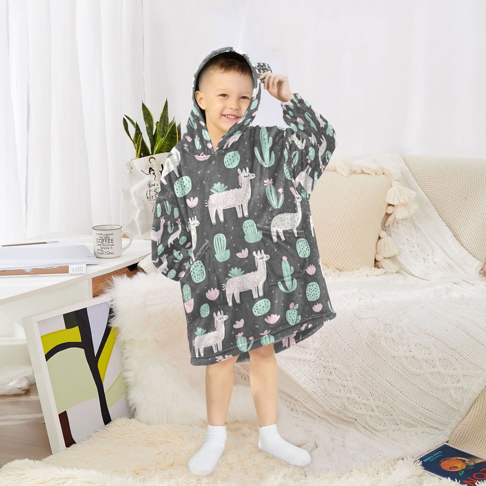 FORMRS Wearable Blanket Hoodie with Sleeves for Kids Cozy Flannel Sweatshirt, Cute Llamas Pattern
