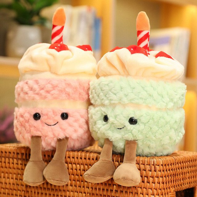 Kawaii-juguete de peluche para niñas, simulación de postre, pastel de cumpleaños, peluche suave, sonrisa, pastel de fresa, muñeca creativa para niños zhangyuxiang LED