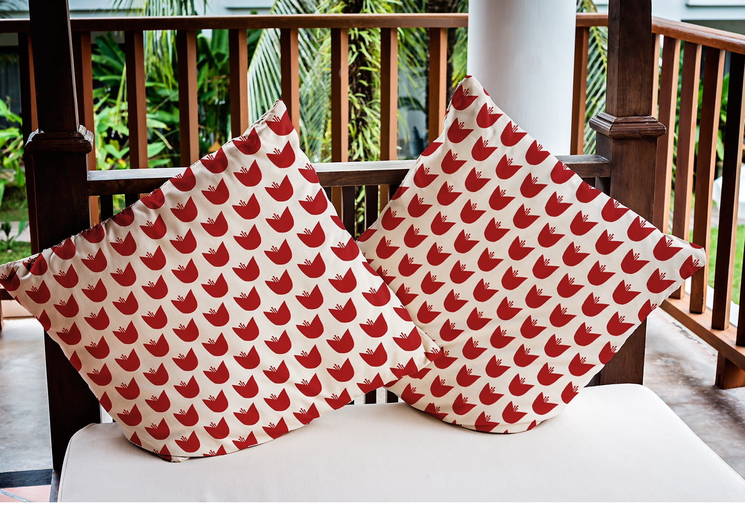 18"x18" Simply Daisy Simple Tulip Design Poly Indoor/Outdoor Pillow, Red Qty 1