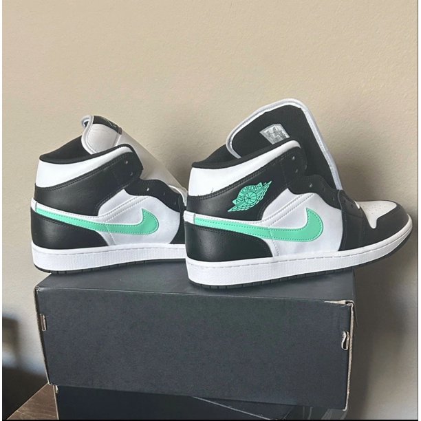 NIB Men N I-K-E A i r-Jor-dan 1 Mid Shoes White Green Glow Black DQ8426 103