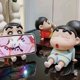 thumbnail image 2 of Soporte para teléfono móvil de la serie Crayon Shin-chan, modelo Shnnosuke, personaje de anime, modelo Boochan, regalo de colección de cumpleaños para niños, 2 of 6