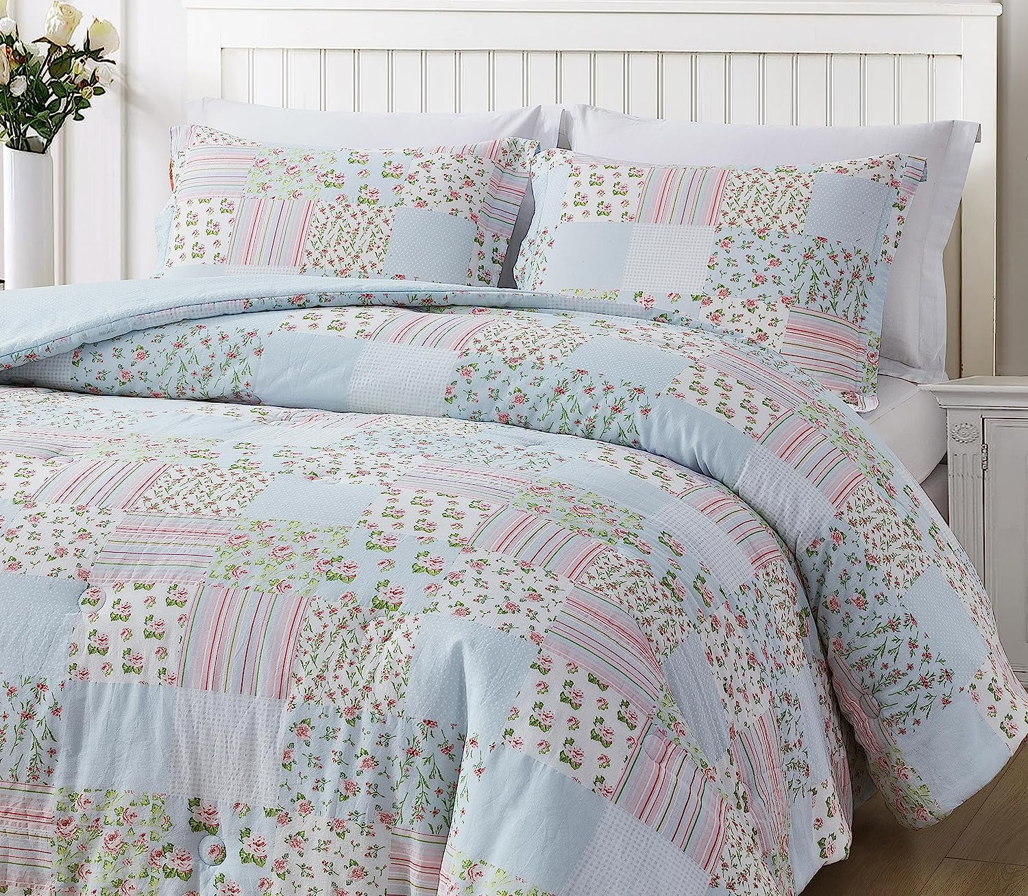 Chezmoi Collection Holly 3-Piece Washed Cotton Comforter Set Queen Size, Floral Bedding Set Blue White Pink Green Polka Dot Printed Patchwork Reversible Lightweight Comforter for All Season