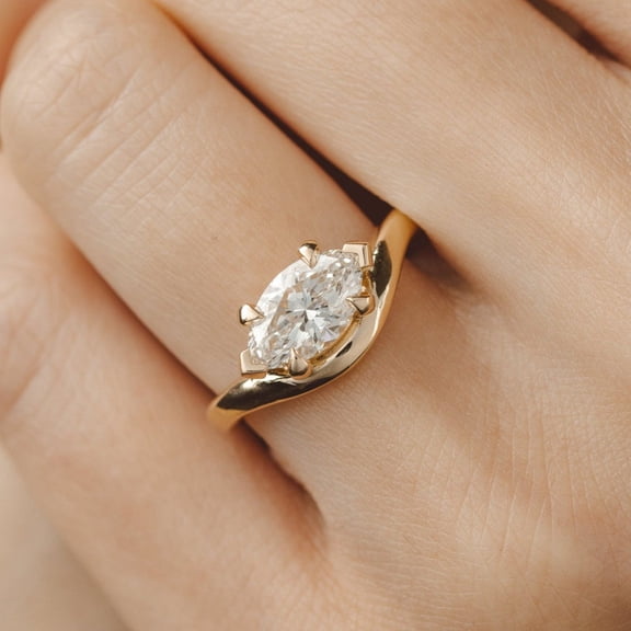 Solitaire Brilliance 2.5CT Marquise Moissanite Curved Engagement Ring for Women 10k Yellow Gold Size 4