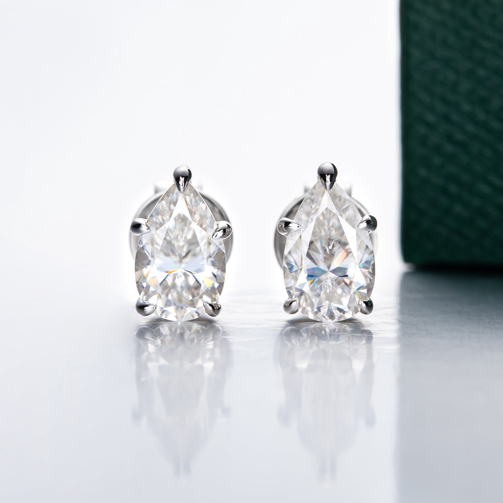 Bo.Dream Moissanite Stud Earrings for Women 2ct Pear Cut Lab Created Diamond S925 Sterling Silver
