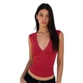 thumbnail image 1 of Camisetas sin mangas de verano para mujer, con estampado de lunares a la moda o color liso, corte ajustado, escote en V profundo, ideales para salir., 1 of 7