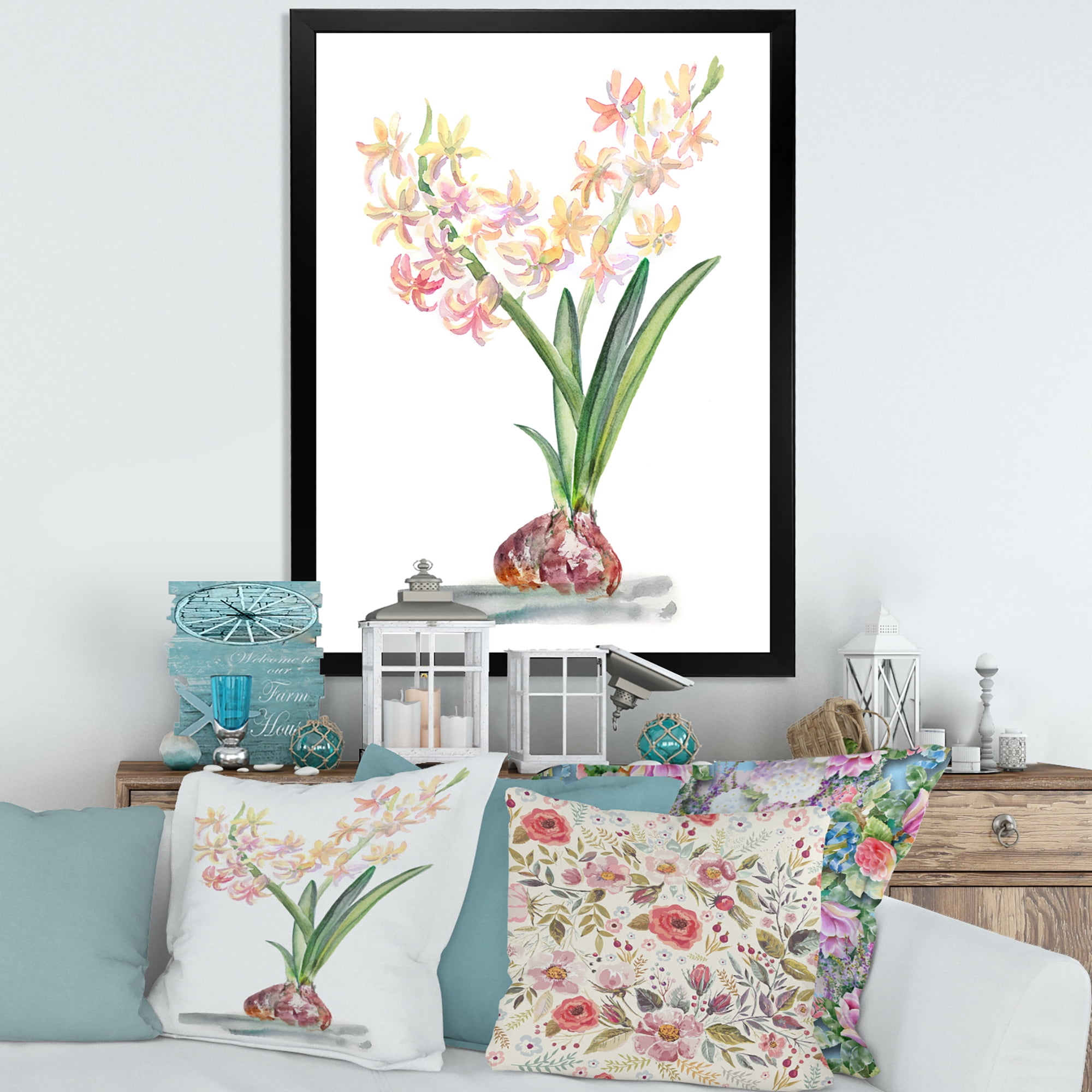 Designart 'Blossoming Hyacinth' Traditional Framed Art Print