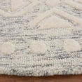 thumbnail image 3 of SAFAVIEH Metro Adair Medallion Area Rug, Silver/Ivory, 6' x 6' Round, 3 of 8