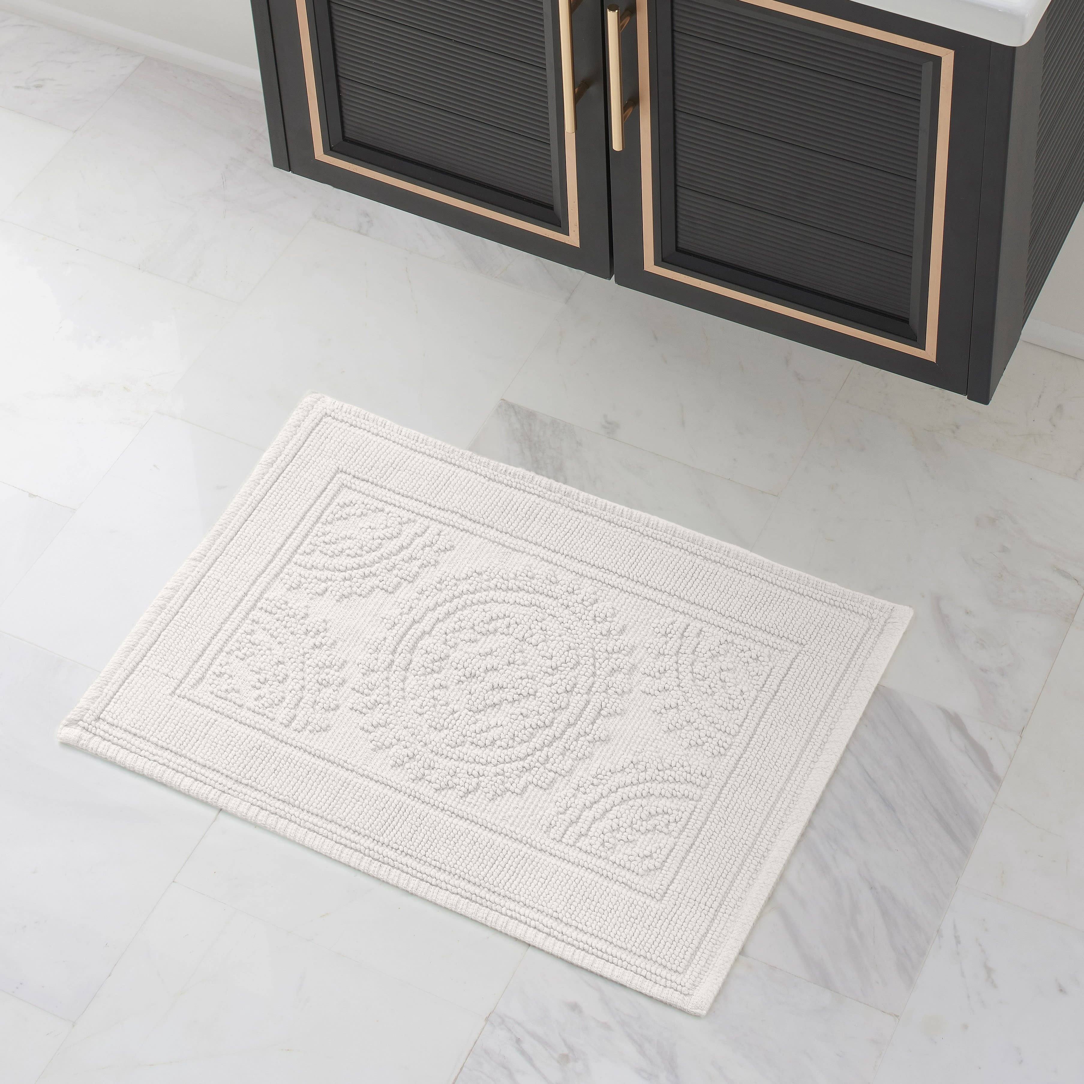 White, Medallion, 21x34 in Bath Rug, Jean Pierre