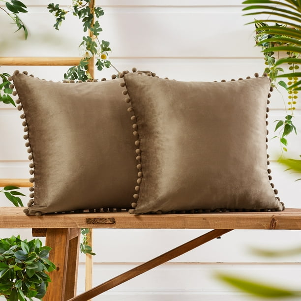 Deconovo Throw Pillow Covers 18x18 Velvet Pillow Cover Decorative Pom Poms Pillowcase Soft Solid