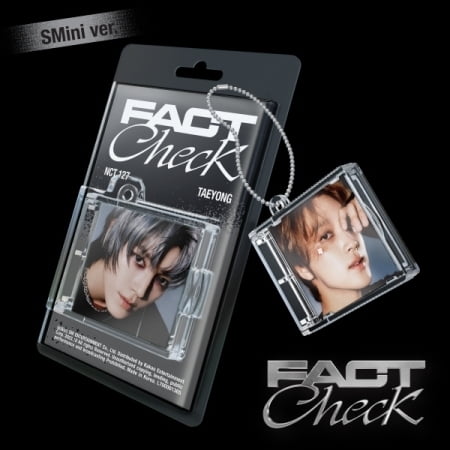 NCT 127 - Fact Checkin - Smini - Random Cover - incl. Keyring Ballchain   Photocard - Music & Performance - CD