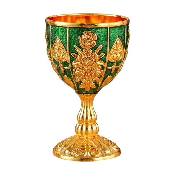 Copa de licor o vino con forma de cáliz vintage repujado para bar, fiestas y hogar. Verde