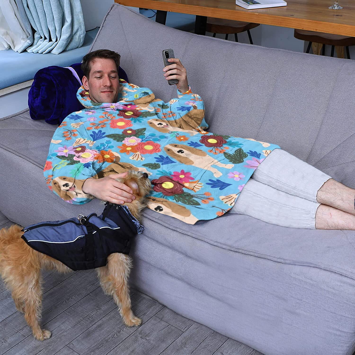 Wearable Oversized Blanket,Basset Hound Dog and Flower Wearable Blanket Hoodie for Adults,Cozy Hooded Blankets with Super Pockets,Super Warm Fuzzy Pullover for Women & Men