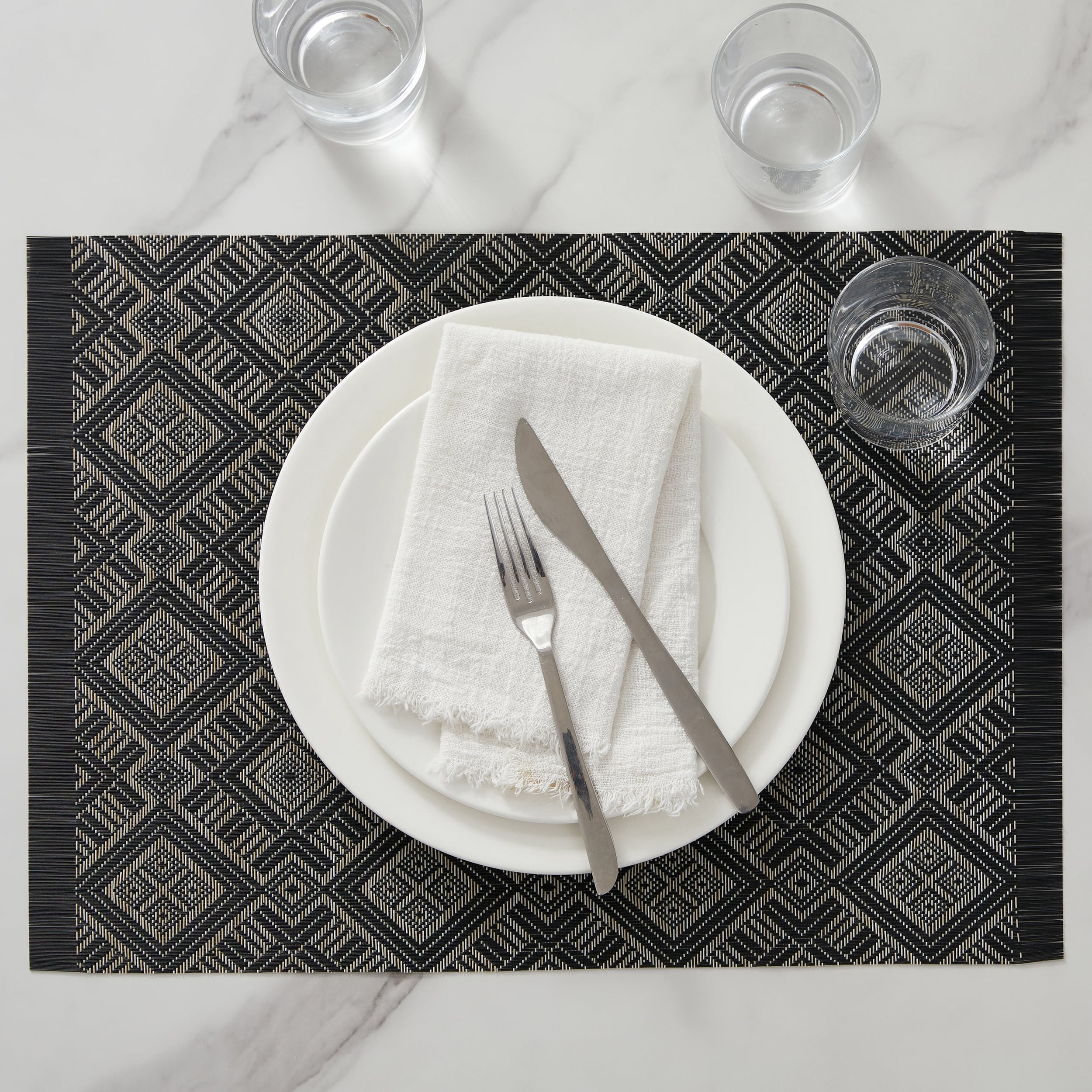 B. Smith Vinyl Woven Diamond Print Placemats, Black and Ivory (4 Pack) , 13" x 18"